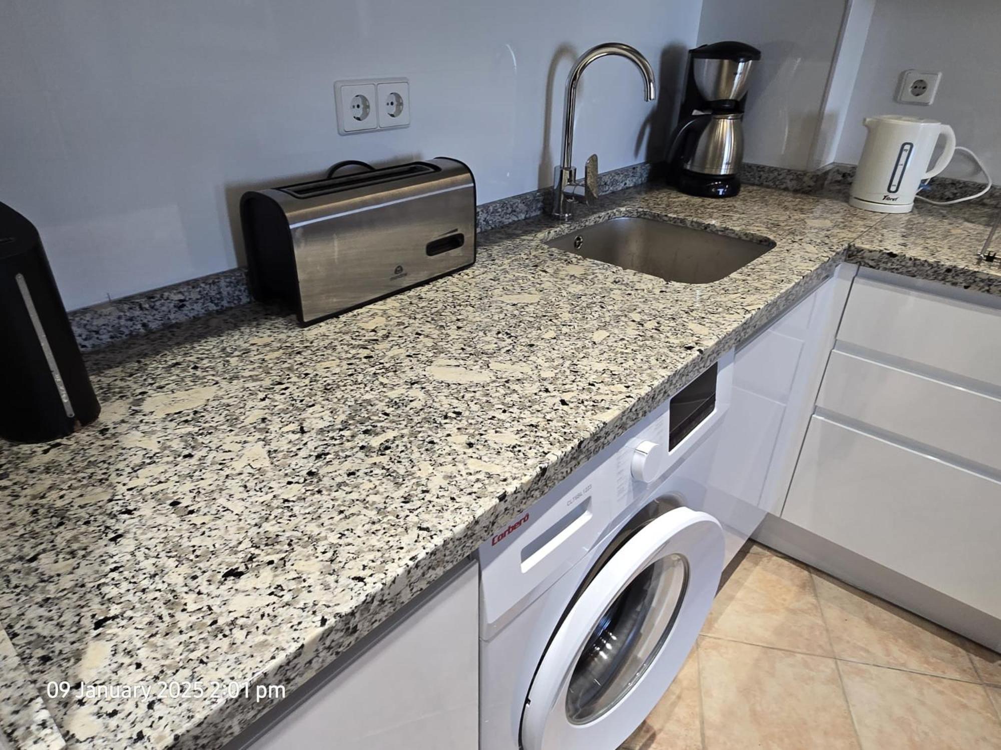 Benal Beach Apartments Malaga Ngoại thất bức ảnh