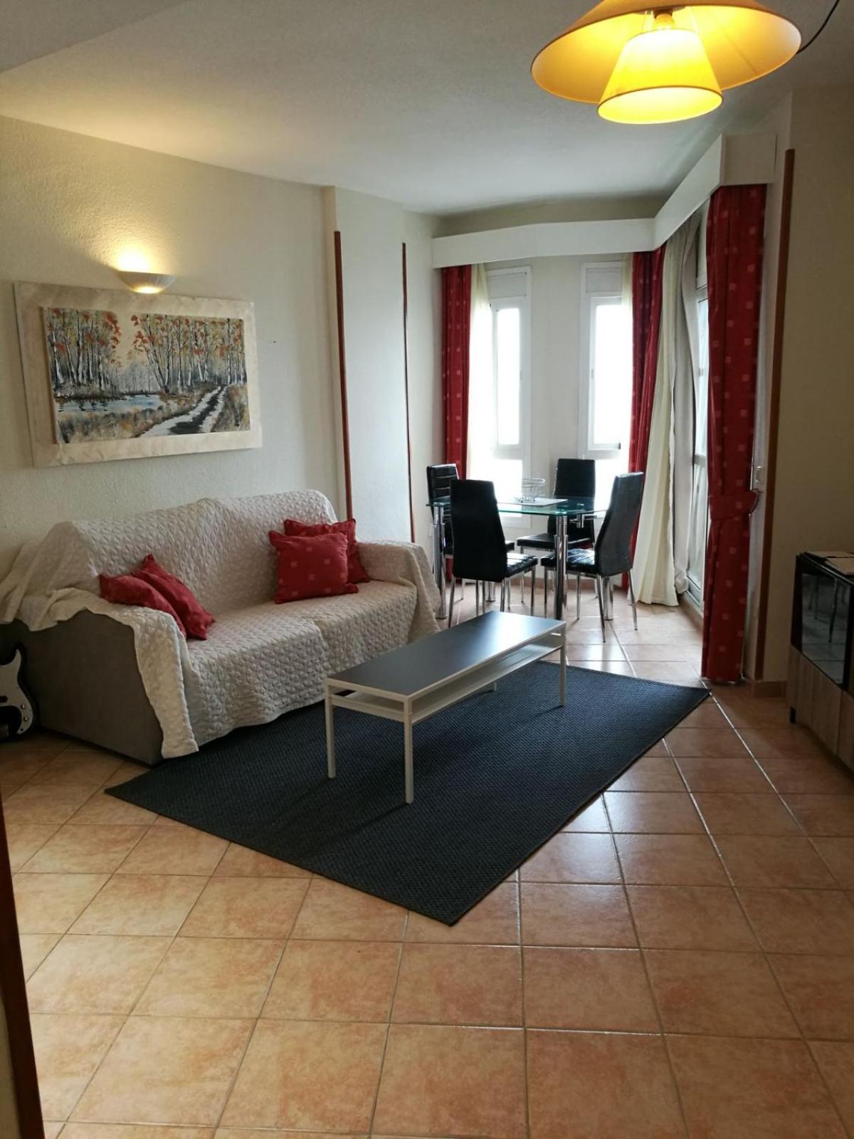 Benal Beach Apartments Malaga Ngoại thất bức ảnh