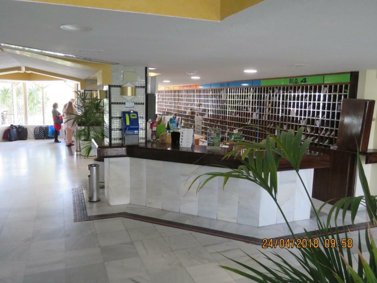 Benal Beach Apartments Malaga Ngoại thất bức ảnh