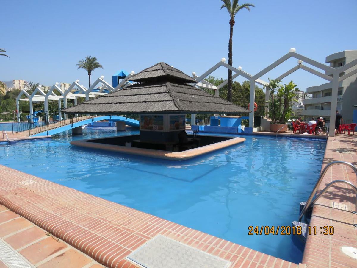 Benal Beach Apartments Malaga Ngoại thất bức ảnh
