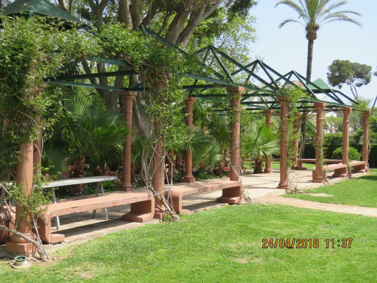 Benal Beach Apartments Malaga Ngoại thất bức ảnh